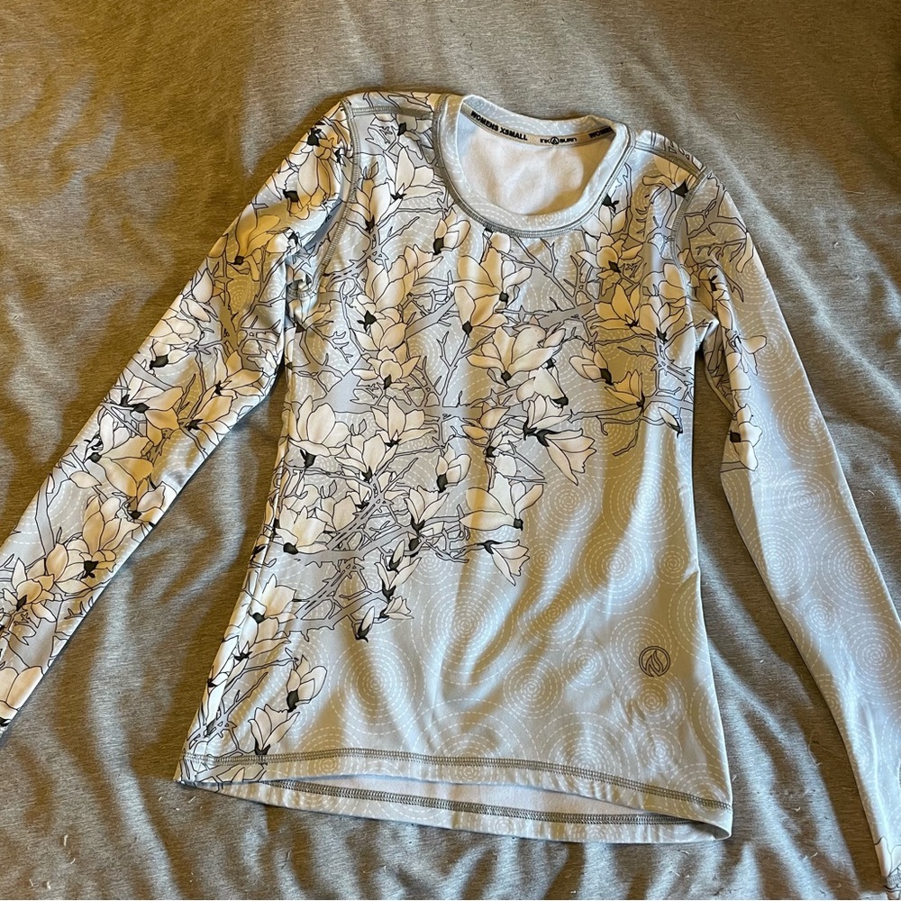 INKnBURN Magnolia pullover